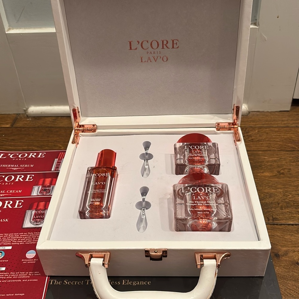 L’core Ruby Thermal Gift Set in Case